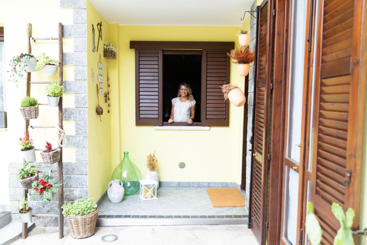 B&B La Corte Della Nonna Samarate Exterior photo